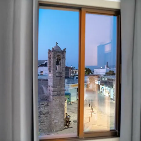 Kings Square Apartment