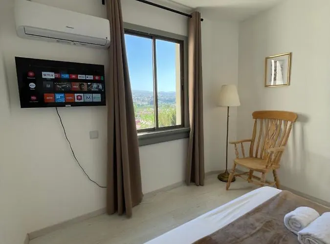 Kings Square * Polis