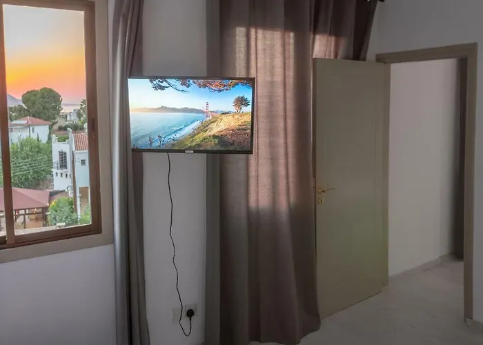 Kings Square Apartamento Polis